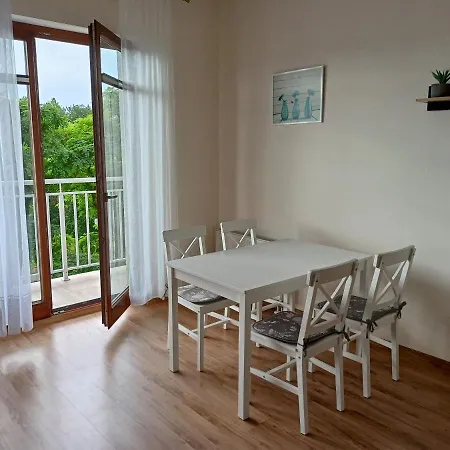 Apartment Akacja *